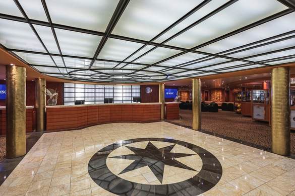 MSC Cruises MSC Sinfonia MSC Excursions Office 2 ©MSC Rights - Ivan Sarfatti.jpg